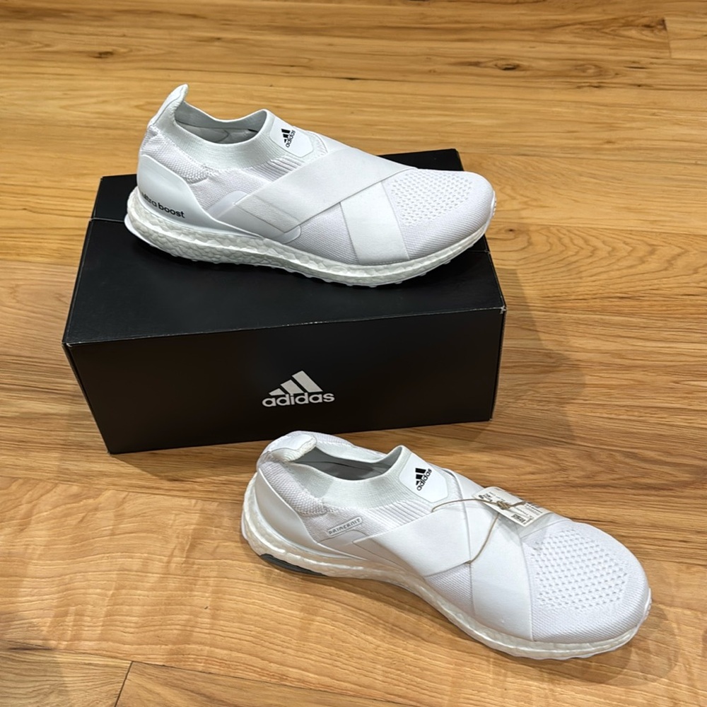 New in box Adidas’s Ultra post slip on DNA W US 8 running shoes women’s